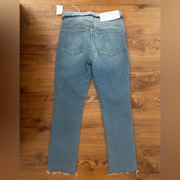NWT Frame Le High Straight Tie Waist Raw Hem
Jeans Size 25 - Picture 7 of 15